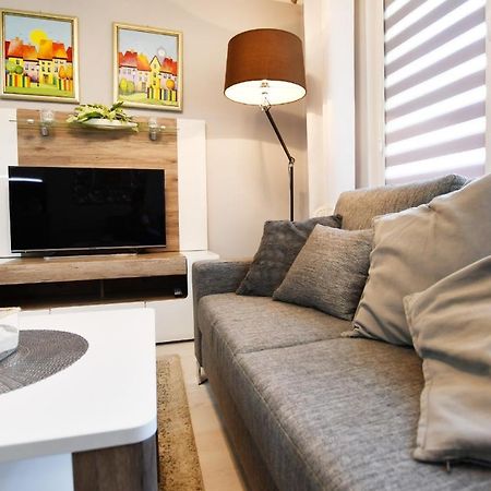 Apartament Dworcowa Apartment Kolobrzeg Ngoại thất bức ảnh