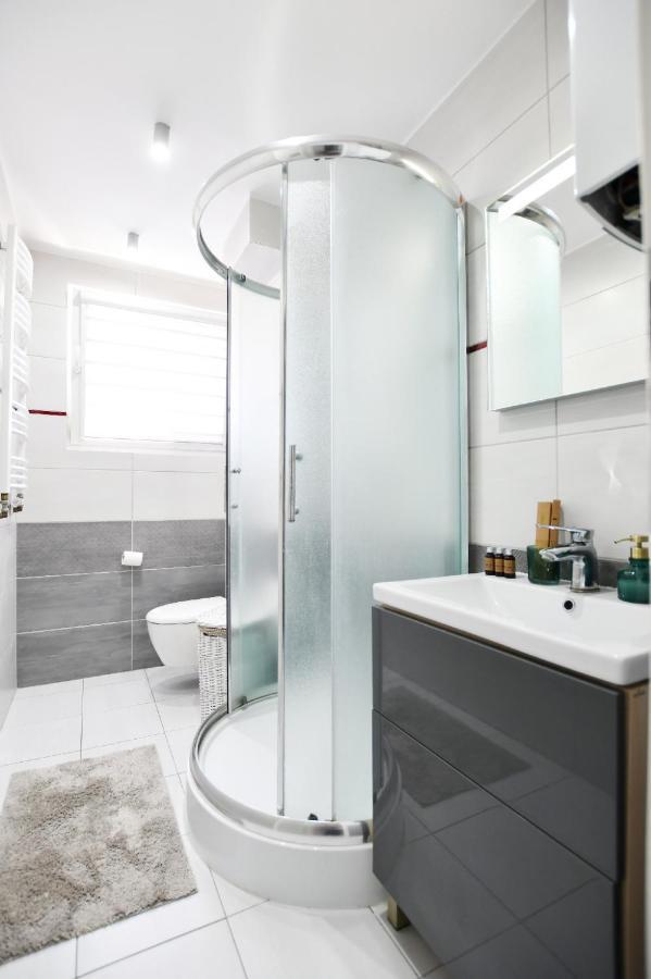 Apartament Dworcowa Apartment Kolobrzeg Ngoại thất bức ảnh