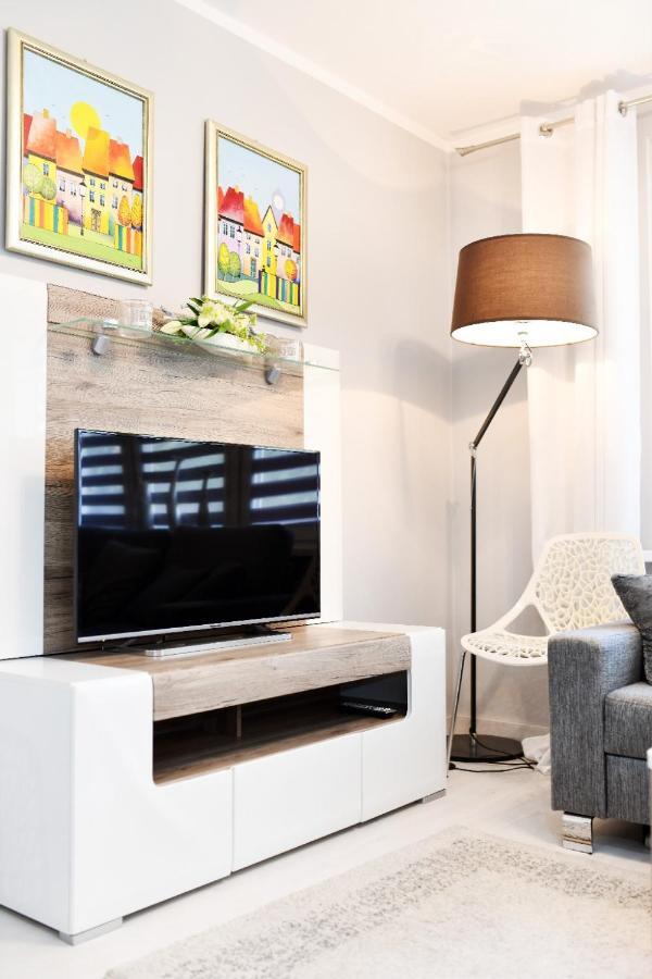 Apartament Dworcowa Apartment Kolobrzeg Ngoại thất bức ảnh